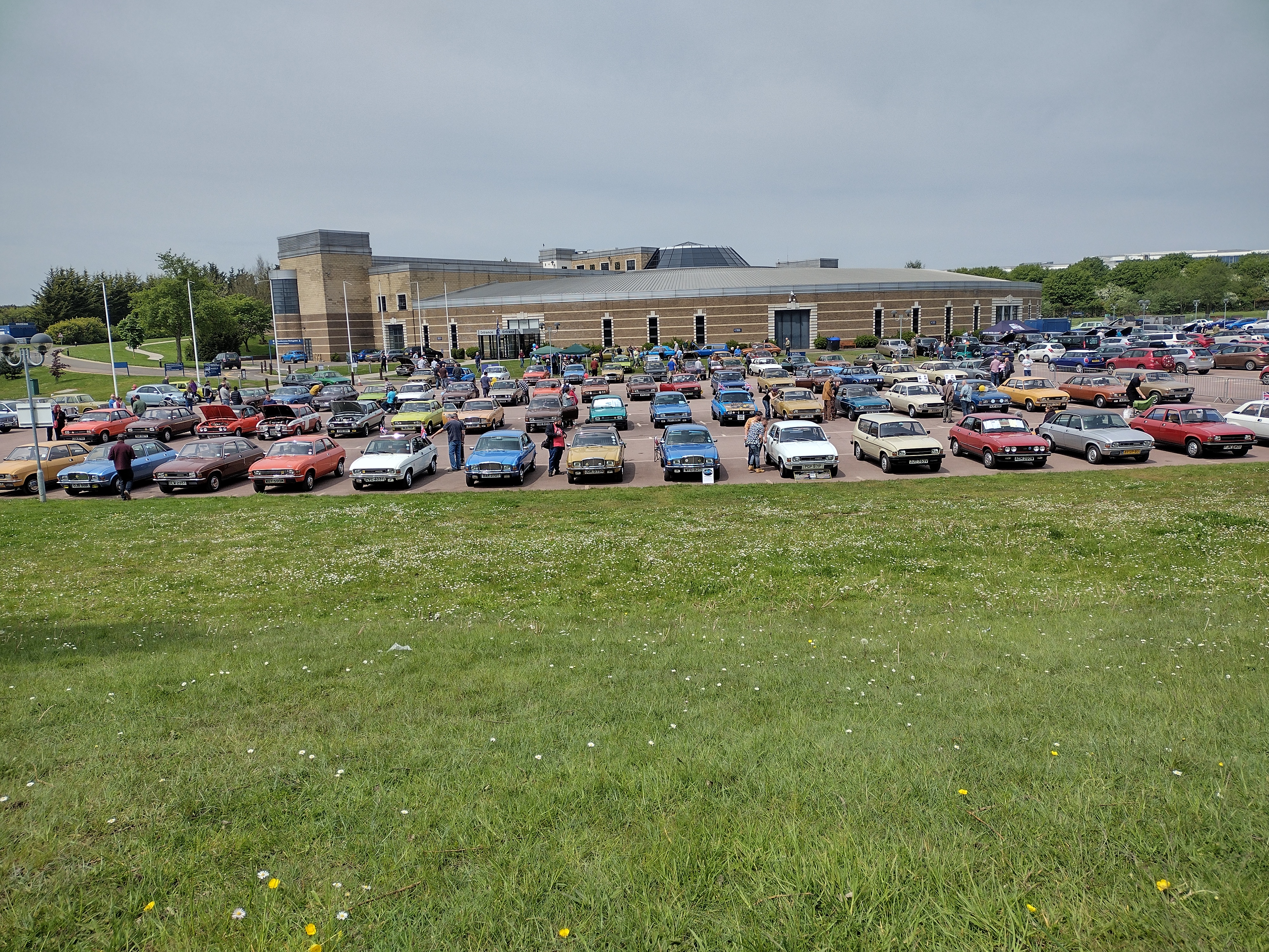 Allegros parked in front of the British Motor Museum at Gaydon